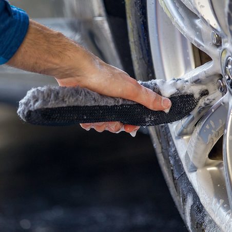 Viking Flexible Wheel Cleaning Stick