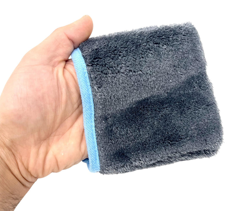 in2Detailing Interior Microfibre Scrub Mitt